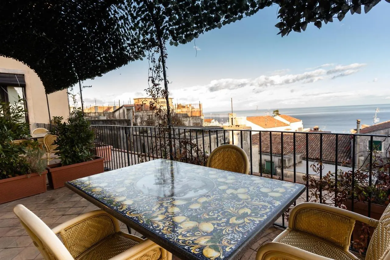 Raciti Palace Acireale 0*,